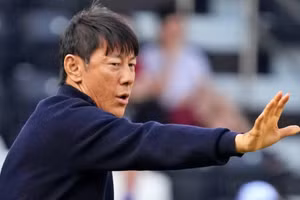 Truyền thông xứ Vạn đảo lo lắng về tương lai của huấn luyện viên Shin Tae-yong.