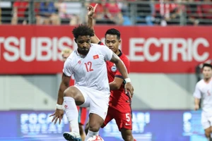 Tuyển Việt Nam thắng cách biệt Singapore ở bán kết lượt đi AFF Cup 2024.