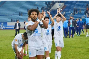 Nam Định vẫn phải thi đấu giữa lúc SEA Games tranh tài