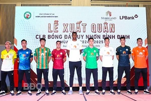 CLB Bình Định xuất quân dự V-League 2024/25.