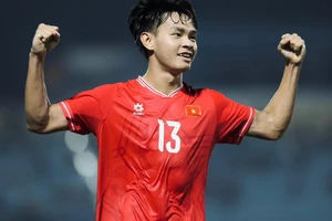 Lộ diện cầu thủ thay thế Thanh Nhàn trên hàng công U23 Việt Nam?
