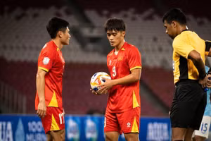 U23 Việt Nam gặp U23 Philippines ở bán kết U23 Đông Nam Á.