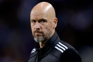 HLV Ten Hag nguy cơ bị Man United sa thải.