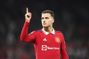 Diogo Dalot lọt tầm ngắm của Real Madrid.