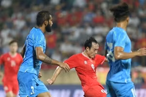Tuyển Việt Nam gây thất vọng khi để Ấn Độ cầm hòa trên sân Thiên Trường.