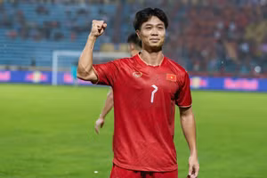 Đình Bắc ‘vượt mặt’ đàn anh Công Phượng