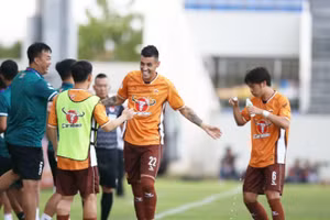 Hoàng Anh Gia Lai gặp đối thủ cứng cựa ở vòng 2 V-League.