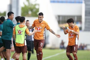 Hoàng Anh Gia Lai gặp đối thủ cứng cựa ở vòng 2 V-League.