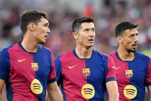 Barca làm khách Valencia vào lúc 2h30 ngày 18/8.