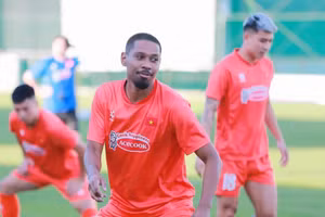 Cao Jason Quang Vinh lần đầu được triệu tập lên tuyển Việt Nam.