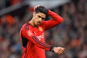 Raphael Varane gia nhập CLB Como của Serie A.