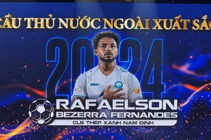 Xuân Son đoạt giải Cầu thủ ngoại xuất sắc nhất 2024.