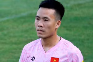 Tô Văn Vũ chia tay V-League 2024/25 vì chấn thương.