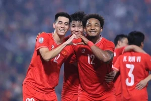 Tuyển Việt Nam khủng hoảng hàng công trước trận quyết đấu Malaysia.