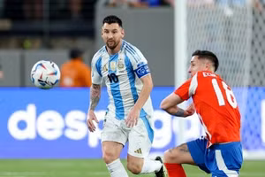 Messi cân nhắc từ đội tuyển Argentina Copa America 2024.