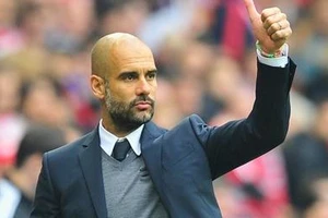 HLV Pep Guardiola cân nhắc gia hạn với Man City.