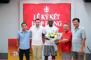 Tiền đạo Joel Tagueu gia nhập Hải Phòng FC.