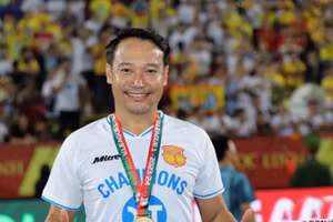 HLV Hồng Việt quyết đoạt Siêu cúp Việt Nam.