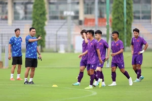 Tuyển U19 Việt Nam vào TP.HCM rèn quân.