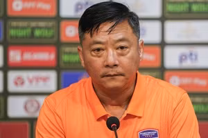 HLV Lê Huỳnh Đức không dẫn dắt Công Phượng như đồn đoán.