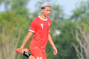 Li Tenglong đang thử việc ở CLB Hải Phòng.