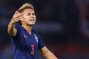 Bunmathan không coi trọng AFF Cup sau nhiều lần vô địch cùng Thái Lan.