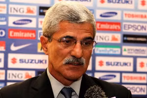 HLV Calisto gửi lời chúc mừng tới tuyển Việt Nam sau ngôi vô địch AFF Cup.