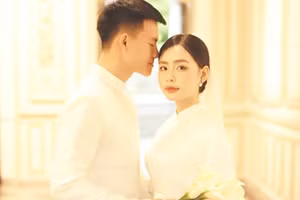 Vẻ đẹp mộng mơ của vợ tiền đạo U23 Việt Nam