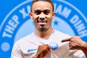 Njabulo Blom hiện được định giá cao nhất giải V-League.