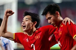 Báo Hàn Quốc ca ngợi 2 ngôi sao của U22 Việt Nam