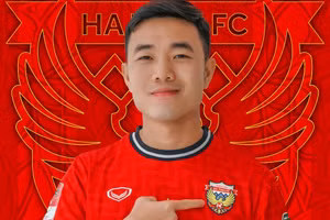 Xuân Trường ký hợp đồng 3 năm với Hà Tĩnh FC.