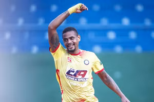 Paulo Pinto có cơ hội lớn khoác áo Hải Phòng FC.