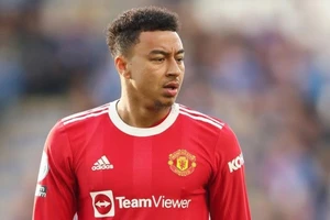  Jesse Lingard sang Việt Nam tập huấn và thi đấu giao hữu.