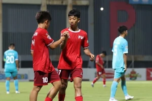 U15 PVF gặp LPBank Hoàng Anh Gia Lai ở tứ kết U15 quốc gia.