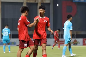 U15 PVF gặp LPBank Hoàng Anh Gia Lai ở tứ kết U15 quốc gia.