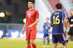 Truyền thông Đông Nam Á khen ngợi tài năng trẻ cao 1m95 của bầu Đức