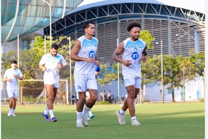 Xuân Son tích cực tập luyện chờ ngày trở lại sân cỏ.