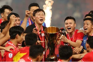 Thống kê bất ngờ về HLV Kim Sang-sik với bóng đá Việt Nam