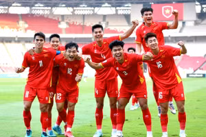 U23 Việt Nam vào chung kết U23 Đông Nam Á với thành tích toàn thắng.