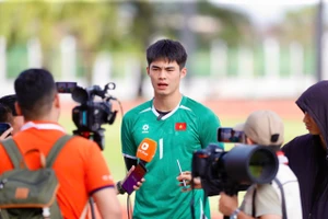 Thủ môn Trần Trung Kiên chốt tương lai