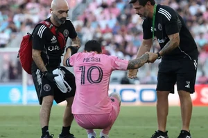 Messi được dự phải nghỉ thi đấu ít nhất 2 tuần.