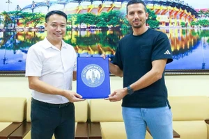 Thép xanh Nam Định công bố tân HLV châu Âu