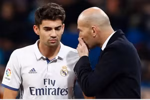 Enzo Zidane giã từ sự nghiệp ở tuổi 29.