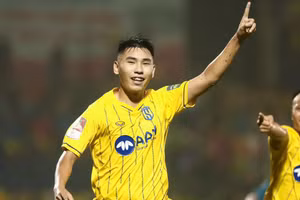 Đinh Xuân Tiến gia nhập Thể Công – Viettel.