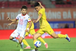Đông Á Thanh Hóa bất phân thắng bại Hải Phòng ở vòng 4 V-League.
