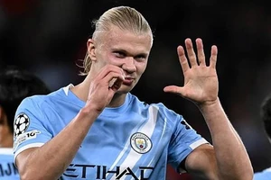 Haaland san bằng kỷ lục ghi bàn của Solskjaer ở Ngoại hạng Anh.