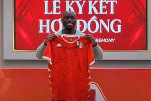 Welo Lupeta gia nhập Hải Phòng FC.