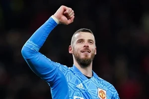 De Gea gia nhập Fiorentina với bản hợp đồng có thời hạn một năm.