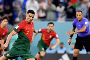 Ronaldo được kỳ vọng sẽ giúp Bồ Đào Nha đánh bại Slovenia ở lượt trận đêm nay.