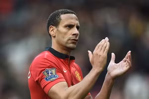 Rio Ferdinand nhắc nhở Man United về các hoạt động chuyển nhượng.